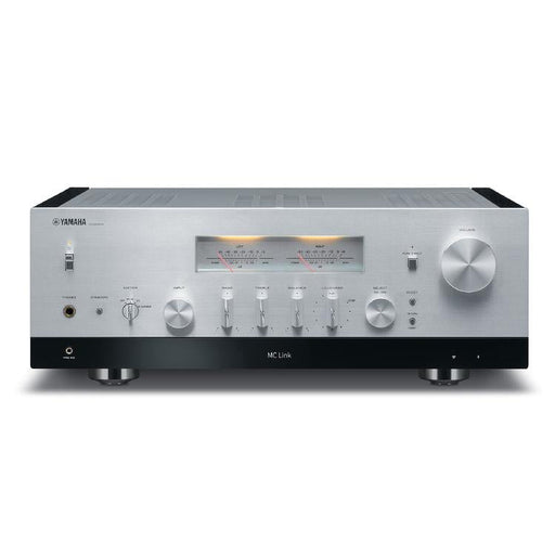 Yamaha RN2000A | Récepteur réseau hi-fi stéréo avec MusicCast - 120 W + 120 W - Airplay - Argent-SONXPLUS St-Jean