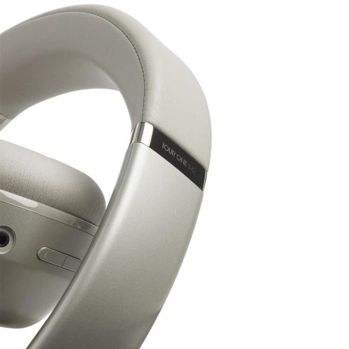 JBL Tour One M2 | Around-Ear Headphones - Wireless - Bluetooth - Adaptive Noise Reduction - Champagne-SONXPLUS St-Jean