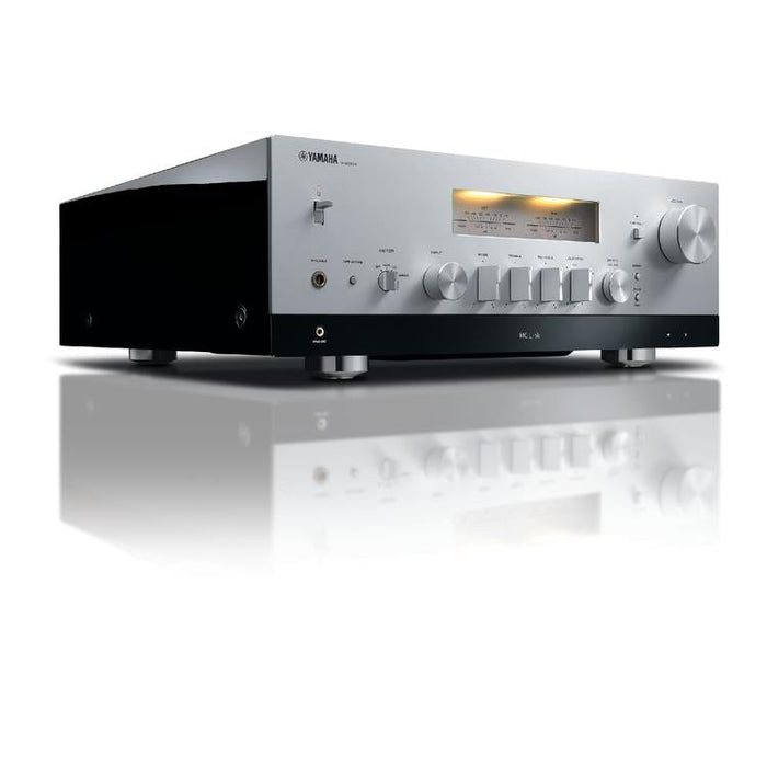 Yamaha RN2000A | Hi-Fi Stereo Network Receiver with MusicCast - 120 W + 120 W - Airplay - Silver-SONXPLUS St-Jean